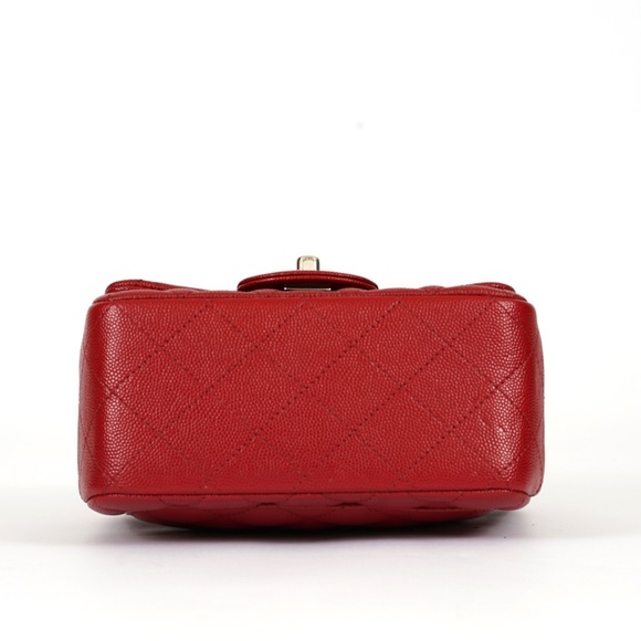 ❌SOLD❌ Chanel 17b Red Square Mini Flap Bag - Picture 4 of 6